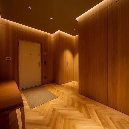 Apartment Core-grand Duke's Palace Area *